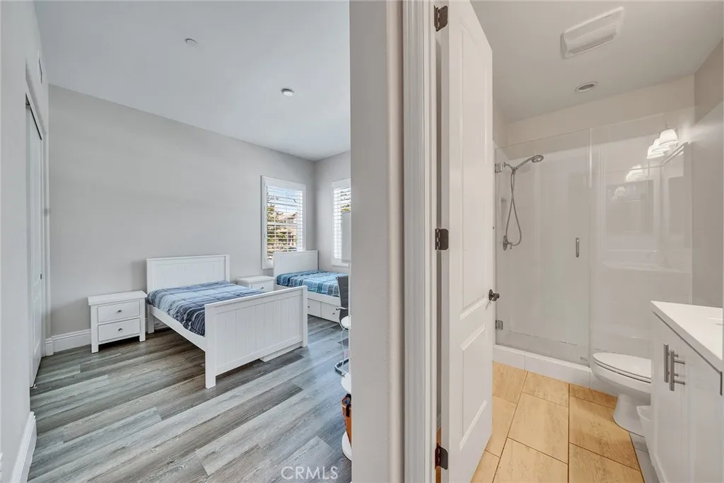 61 Windwalker Way, Tustin, California 92782 home-pic-19